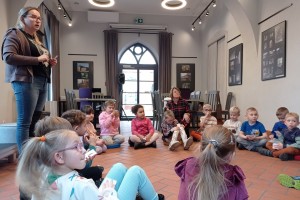 Przedszkolaki z Marchwacza z odwiedzinami w Opatówku