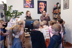 Przedszkolaki z Marchwacza z odwiedzinami w Opatówku